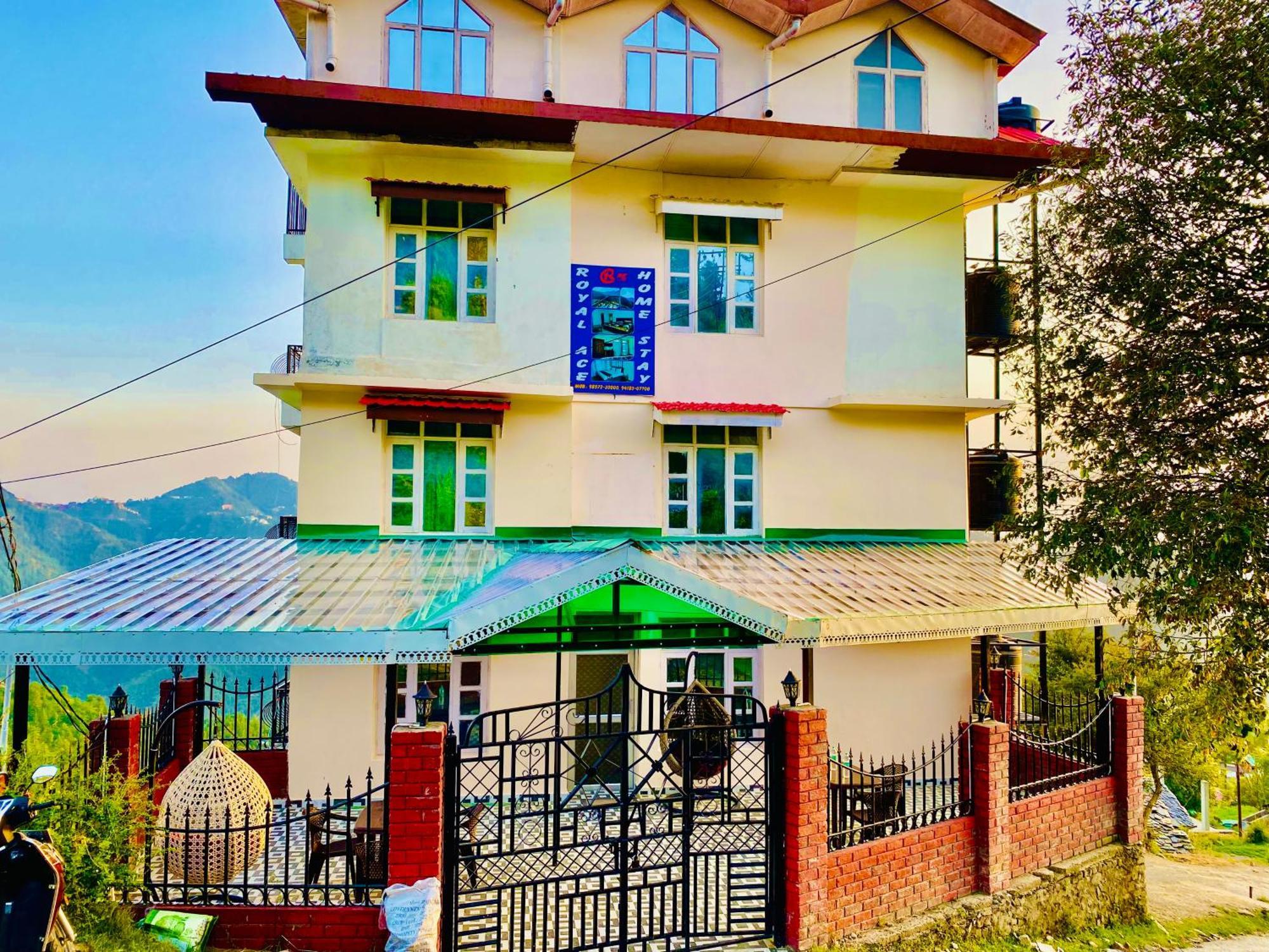Taara Regency Hotel Shimla Buitenkant foto