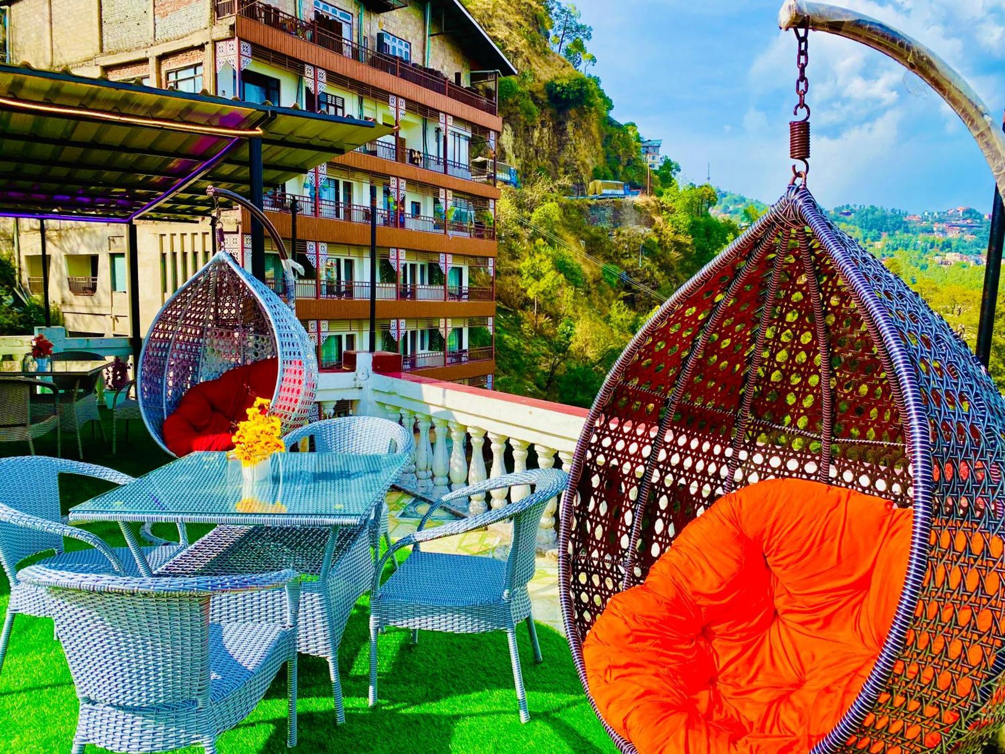 Taara Regency Hotel Shimla Buitenkant foto